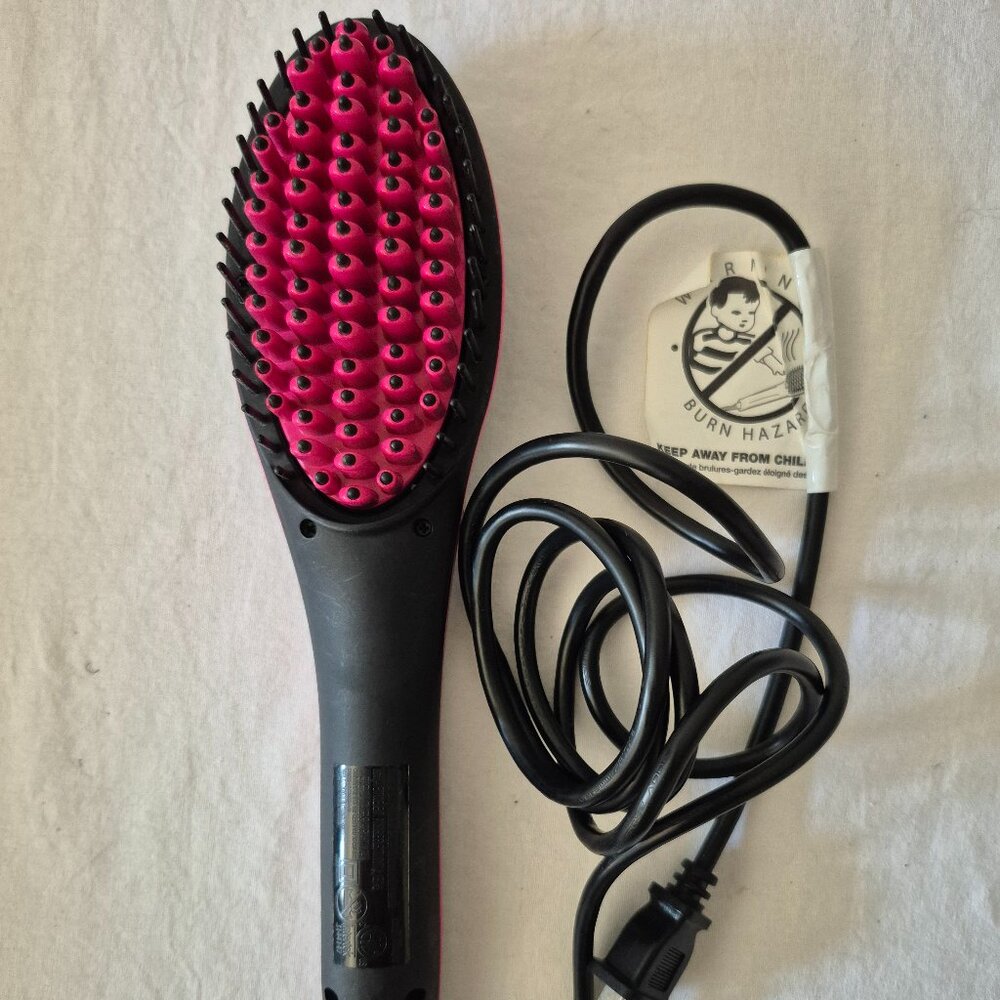 Simply Straight Ceramic Styling Brush Pre-Owned